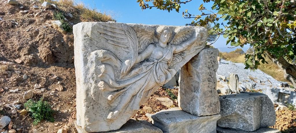 Efes Nike Kabartması